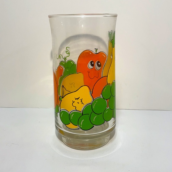 Set of 5 Vintage 1970's Glasses! Happy Fruit! Anchor Hocking art by Nancy Lynn! - Picture 4 of 6